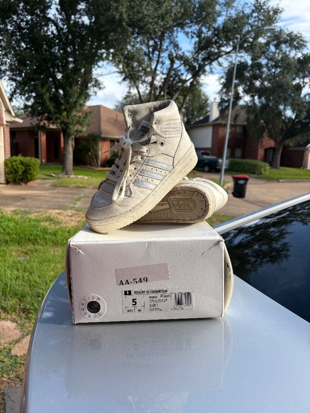 Adidas Forum Mid
